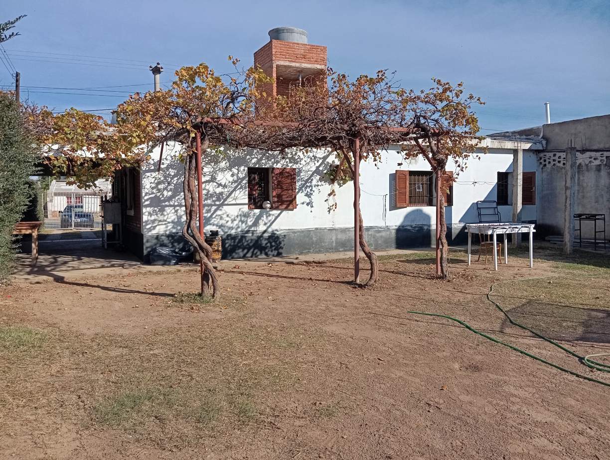 EN LAS TAPIAS CERCA DE TODO  GRAN LOTE !!!!!!!!!!!!!!!!!!!!!!!