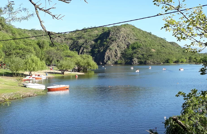 EN LAS TAPIAS CERCA DE TODO  GRAN LOTE !!!!!!!!!!!!!!!!!!!!!!!