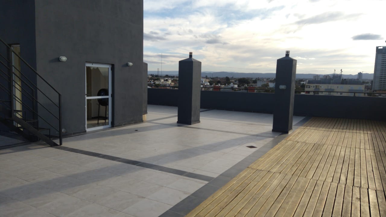 VENDO 1 DORM.ZONA PLAZA J. DEL BARCO C-PILETA EN TERRAZA