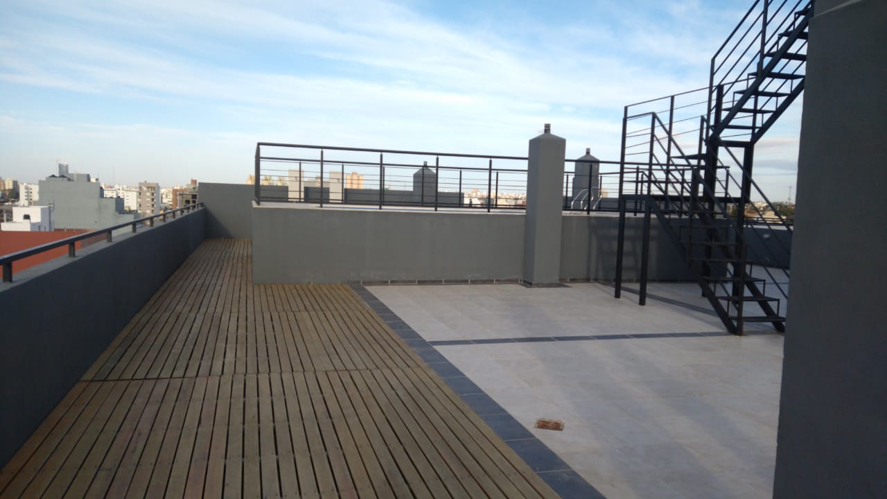 VENDO 1 DORM.ZONA PLAZA J. DEL BARCO C-PILETA EN TERRAZA