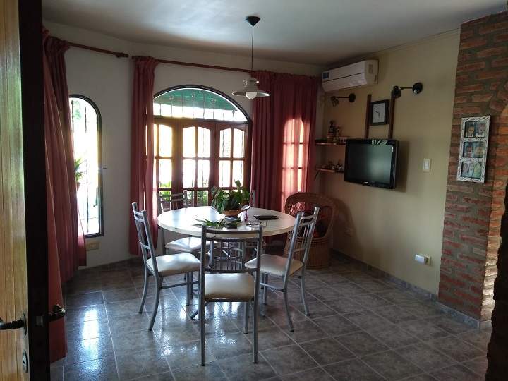 Imperdible casa en venta a 5 cuadras de Mujer Urbana- Padre Claret