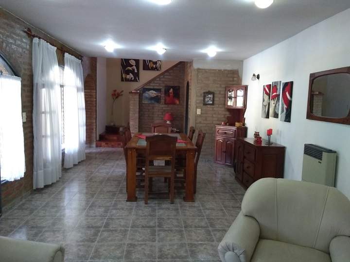 Imperdible casa en venta a 5 cuadras de Mujer Urbana- Padre Claret