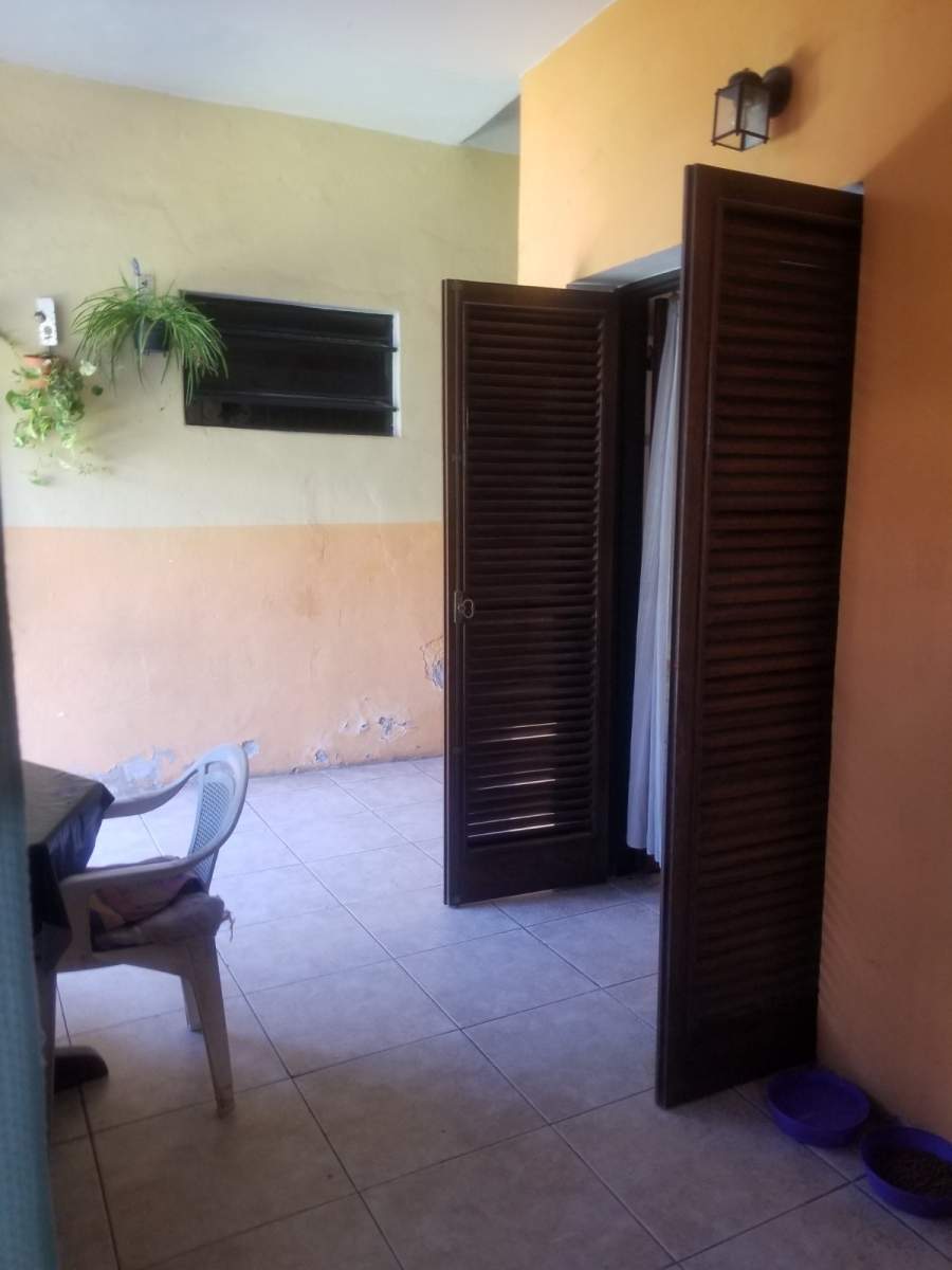 Casa en venta en B° San Fernando- 4 dor-2baños. Escritura