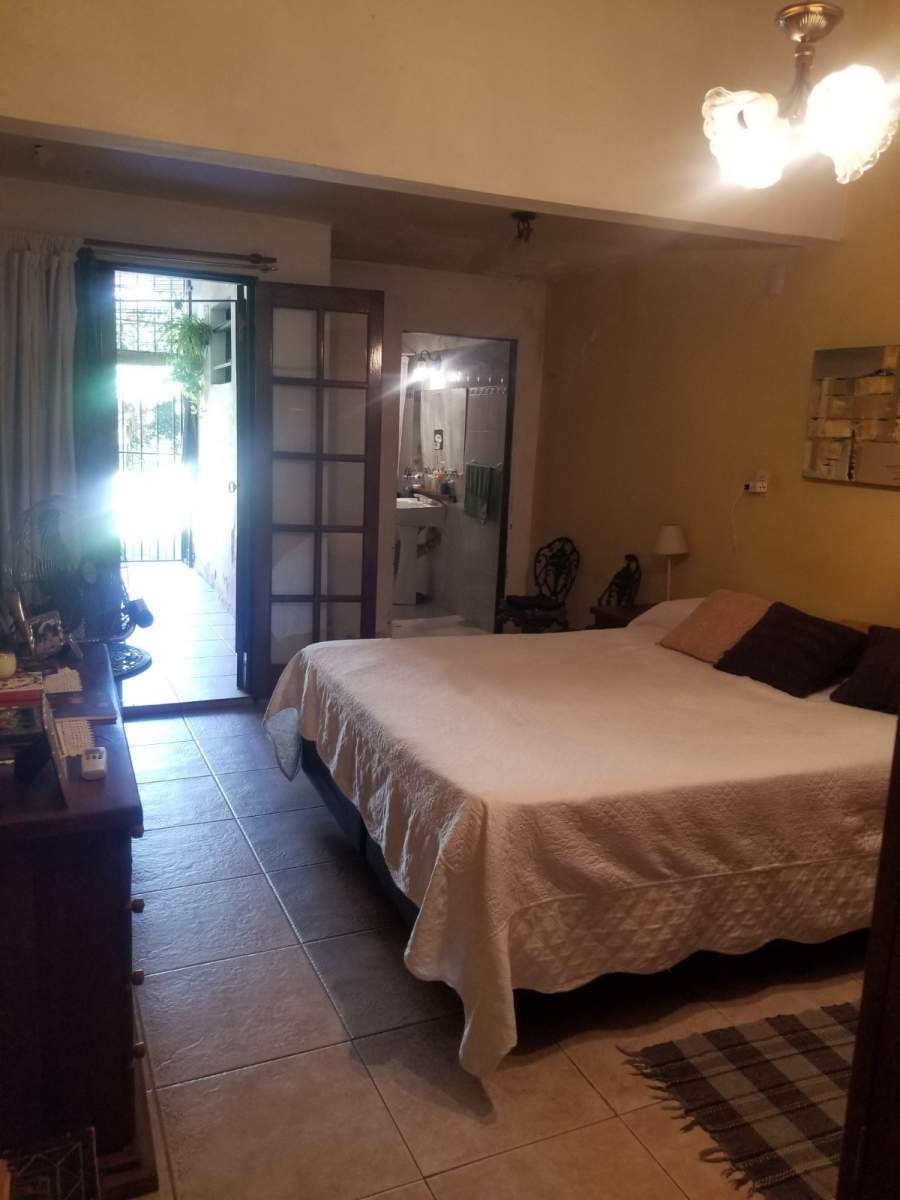 Casa en venta en B° San Fernando- 4 dor-2baños. Escritura