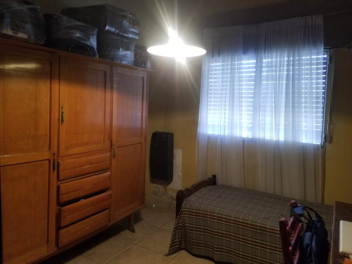 Casa en venta en B° San Fernando- 4 dor-2baños. Escritura