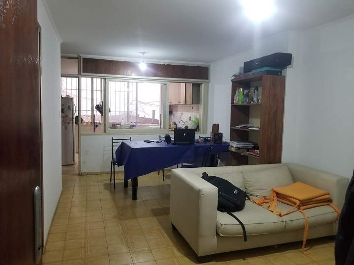 Dpto en Nueva Córdoba a mts del Buen Pastor. 2 dor-escritorio