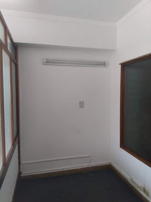 Oficina en venta sobre Avenida Colón a 2 cuadras de Cañada