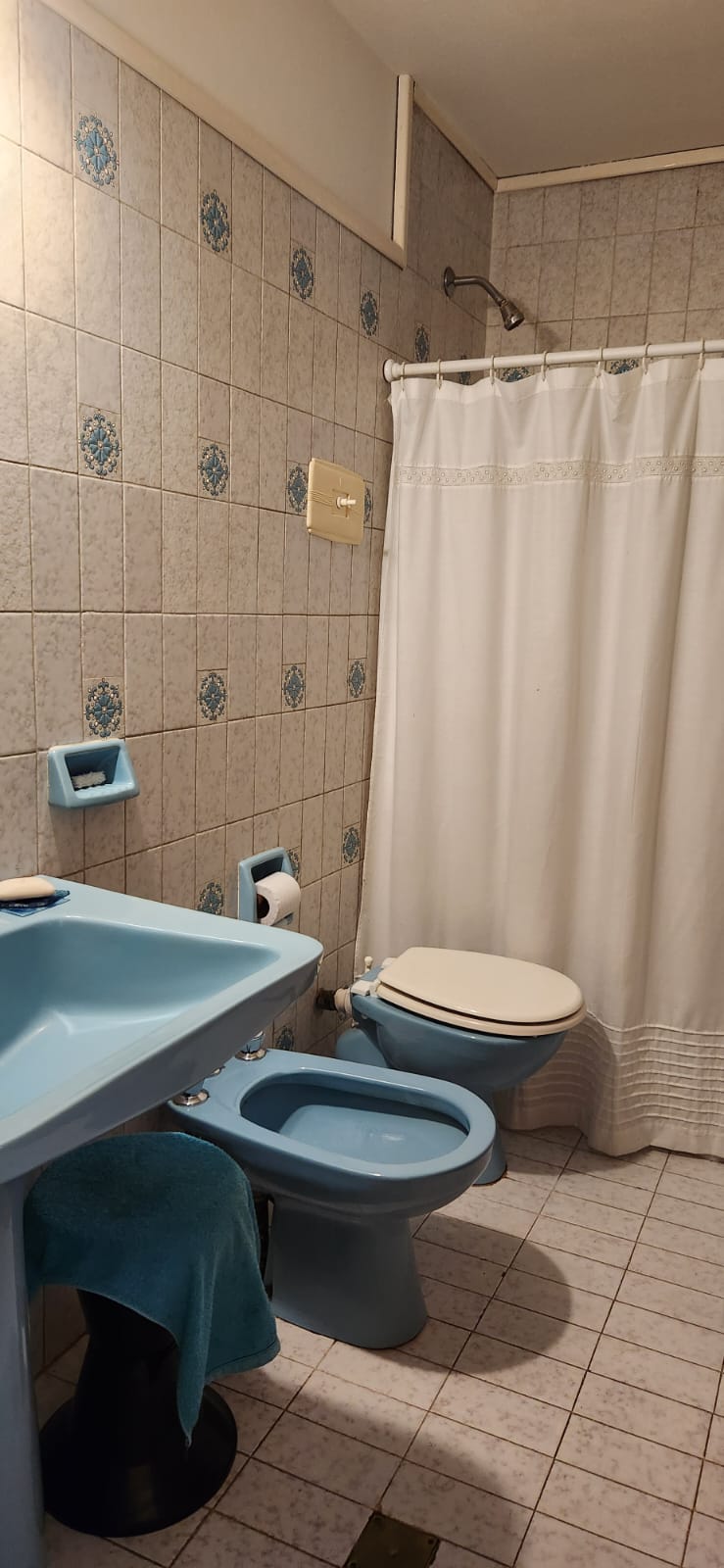 POETA LUGONES, VENTA DE CASA EN MUY BUEN ESTADO