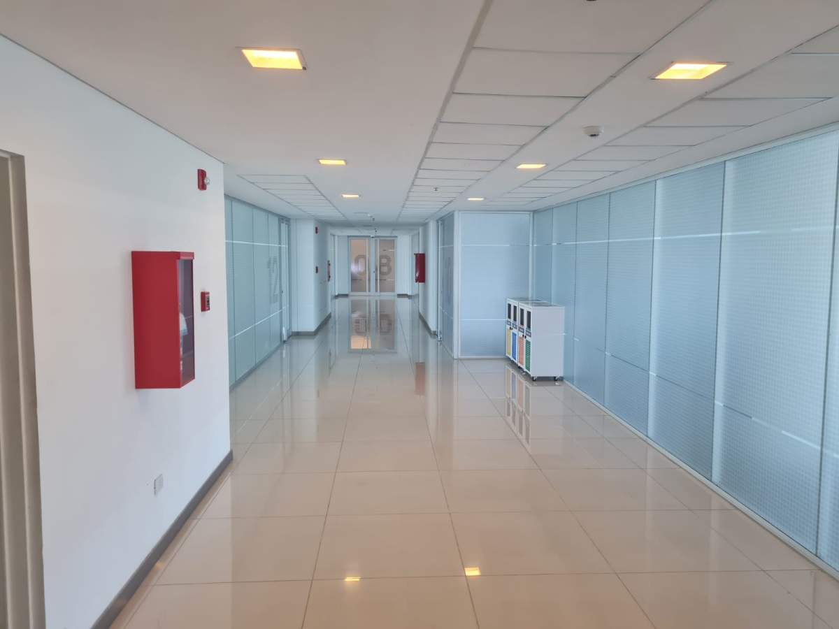 OFICINAS EN VENTA CIUDAD GAMA AV. COLON