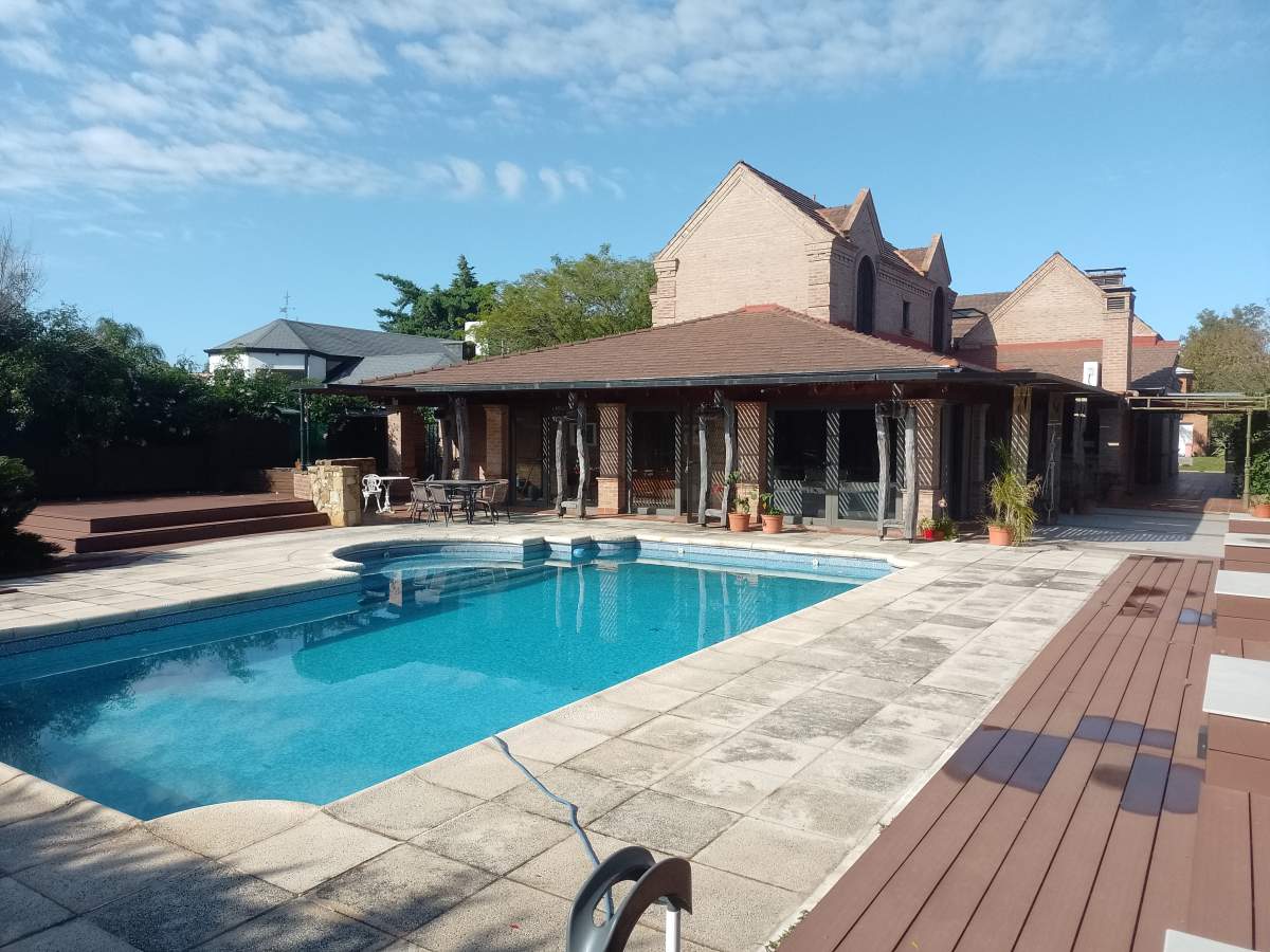 Country Jockey Club Casa en Venta