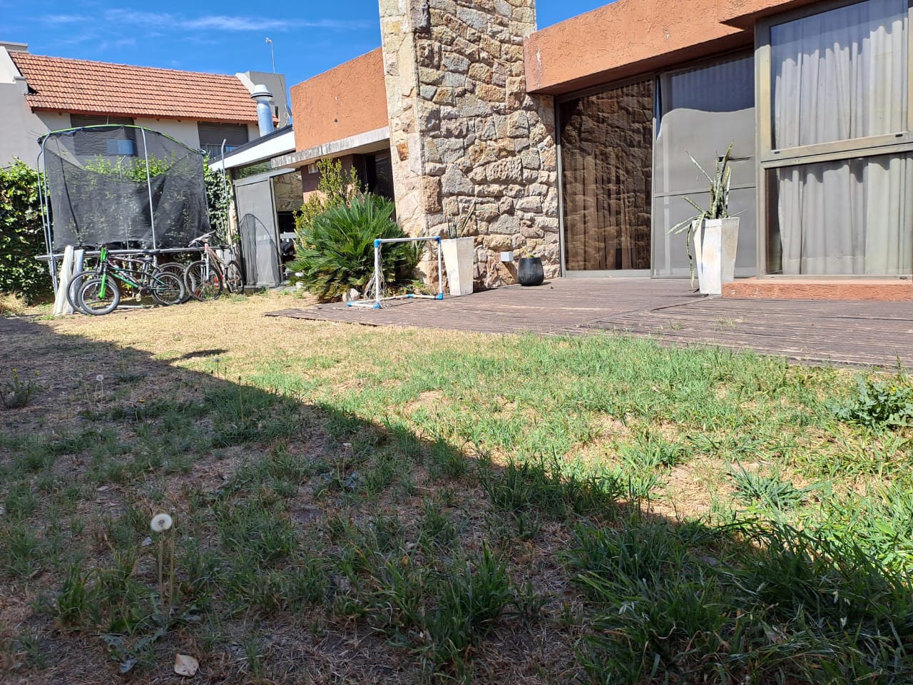 ALTOS DE MANANTIALES CASA DESARROLLADA EN PLANTA BAJA
