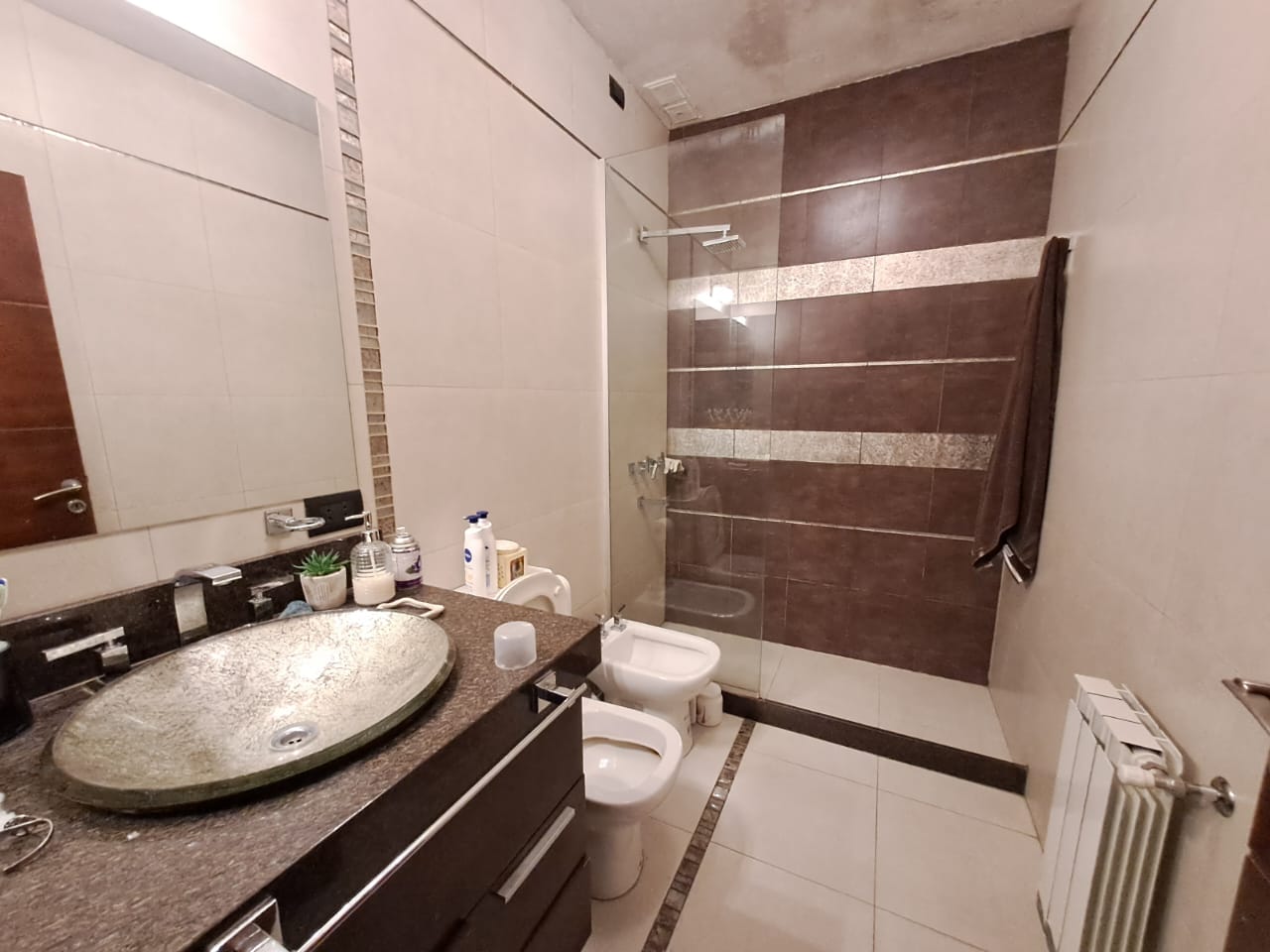 ALTOS DE MANANTIALES CASA DESARROLLADA EN PLANTA BAJA