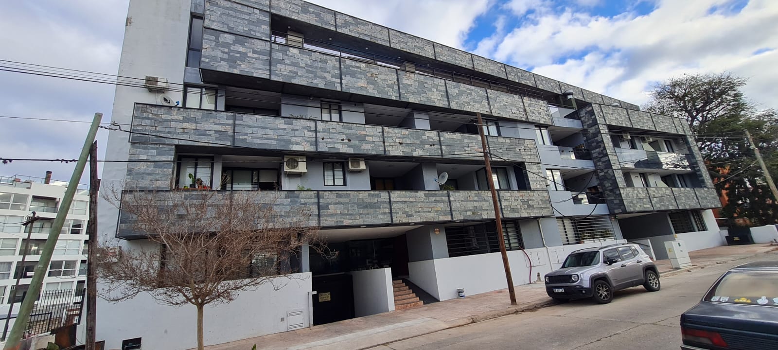 Venta Dpto 1 Dormitorio c- Cochera-Edificio Tempo-Villa Carlos Paz