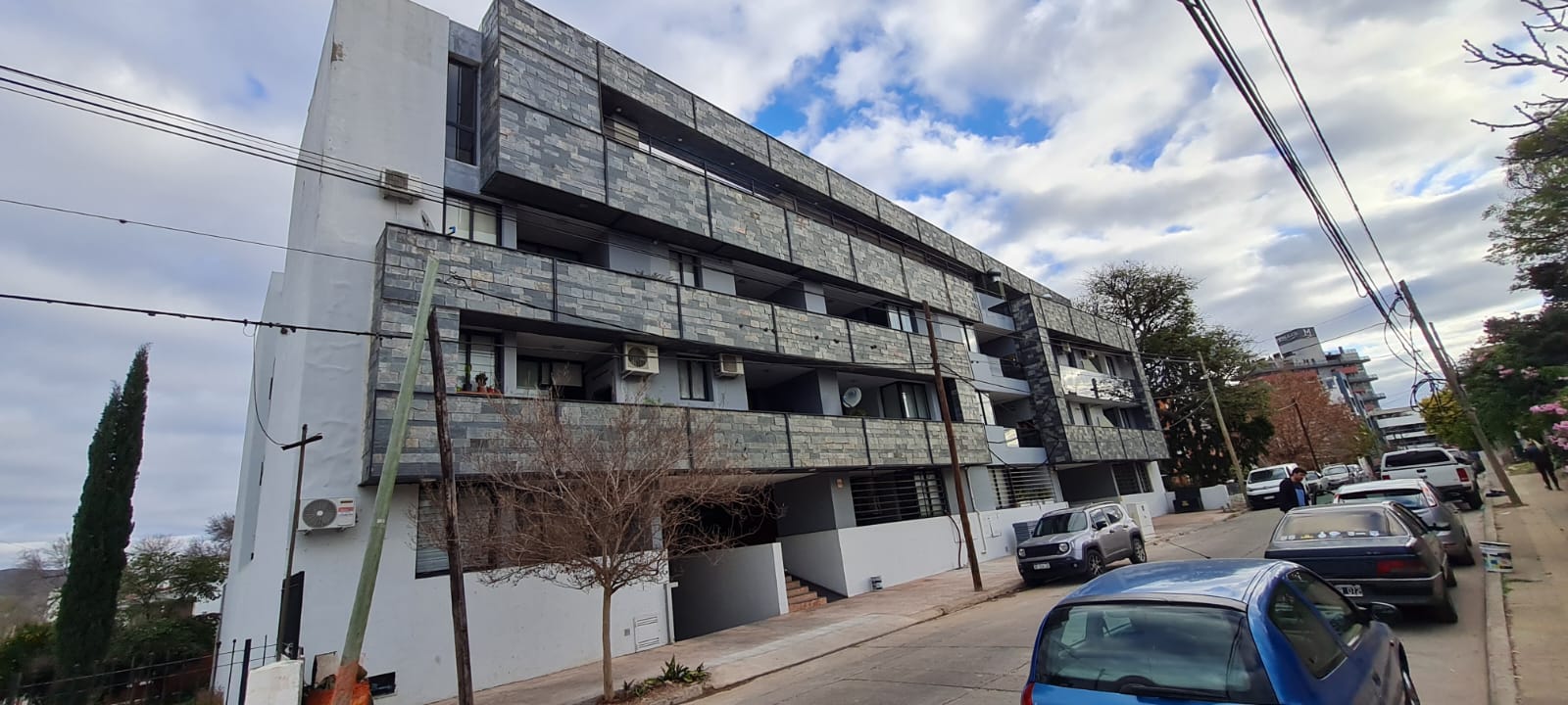 Venta Dpto 1 Dormitorio c- Cochera-Edificio Tempo-Villa Carlos Paz