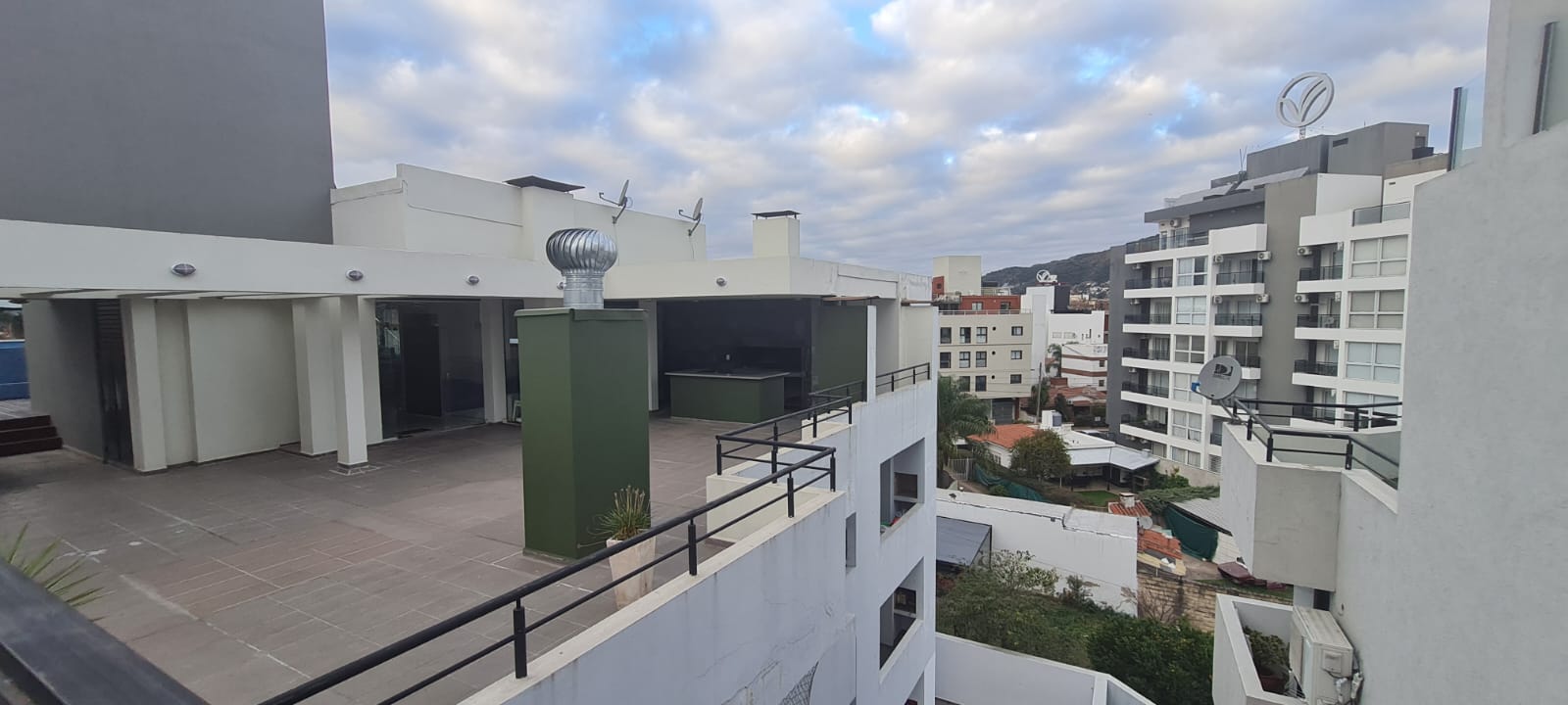 Venta Dpto 1 Dormitorio c- Cochera-Edificio Tempo-Villa Carlos Paz