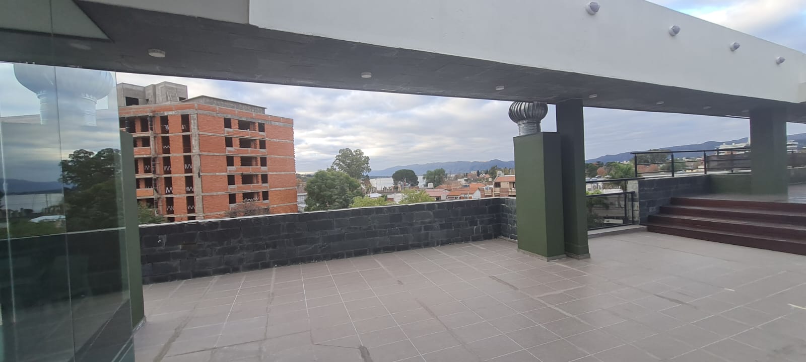 Venta Dpto 1 Dormitorio c- Cochera-Edificio Tempo-Villa Carlos Paz