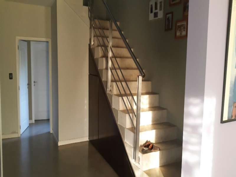 VENTA CASA COUNTRY FORTIN DEL POZO - ZONA SUR - 3 DORMITORIOS PILETA