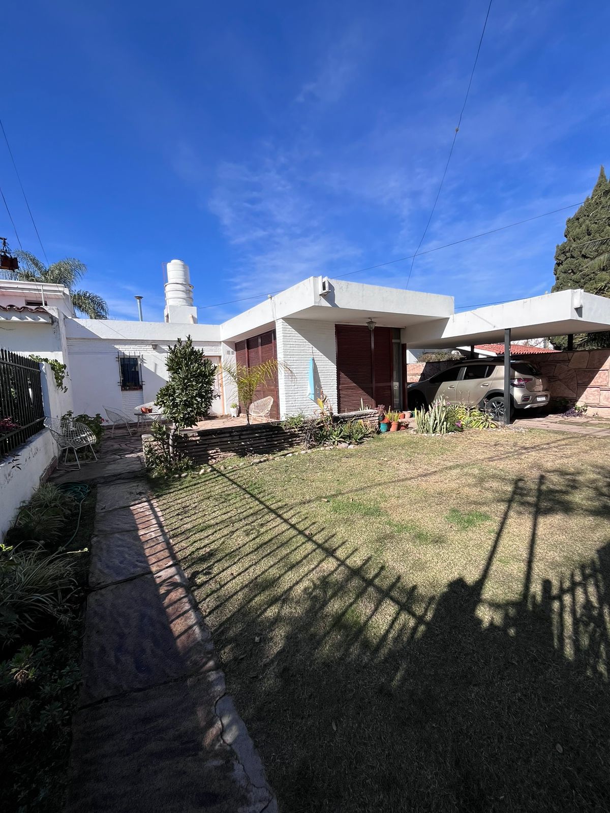 CASA VENTA CERRO DE LAS ROSAS 3 dor. 1 baño PISCINA  443 m2 Terreno 152 m2 Cub.