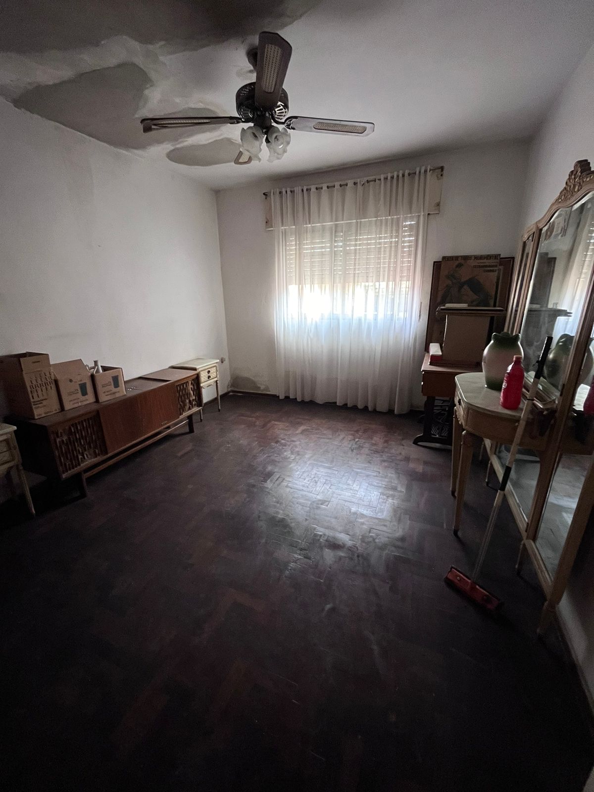 CASA VENTA CERRO DE LAS ROSAS 3 dor. 1 baño PISCINA  443 m2 Terreno 152 m2 Cub.