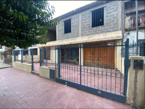 Casa en Venta! OPORTUNIDAD INVERSIONISTAS! Se recibe vehículo-escuchamos ofertas!