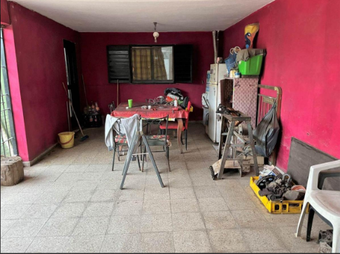 Casa en Venta! OPORTUNIDAD INVERSIONISTAS! Se recibe vehículo-escuchamos ofertas!