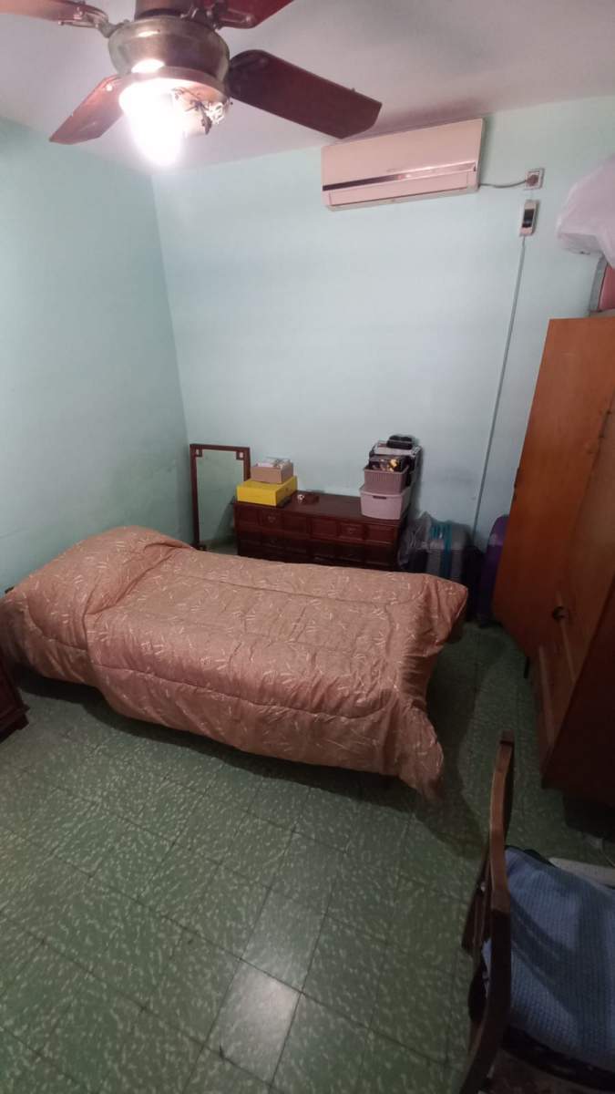 VENTA CASA 2 DORMITORIOS MAS DEPARTAMENTO BARRIO CIUDADELA A METROS DE VELEZ SARSFIELD