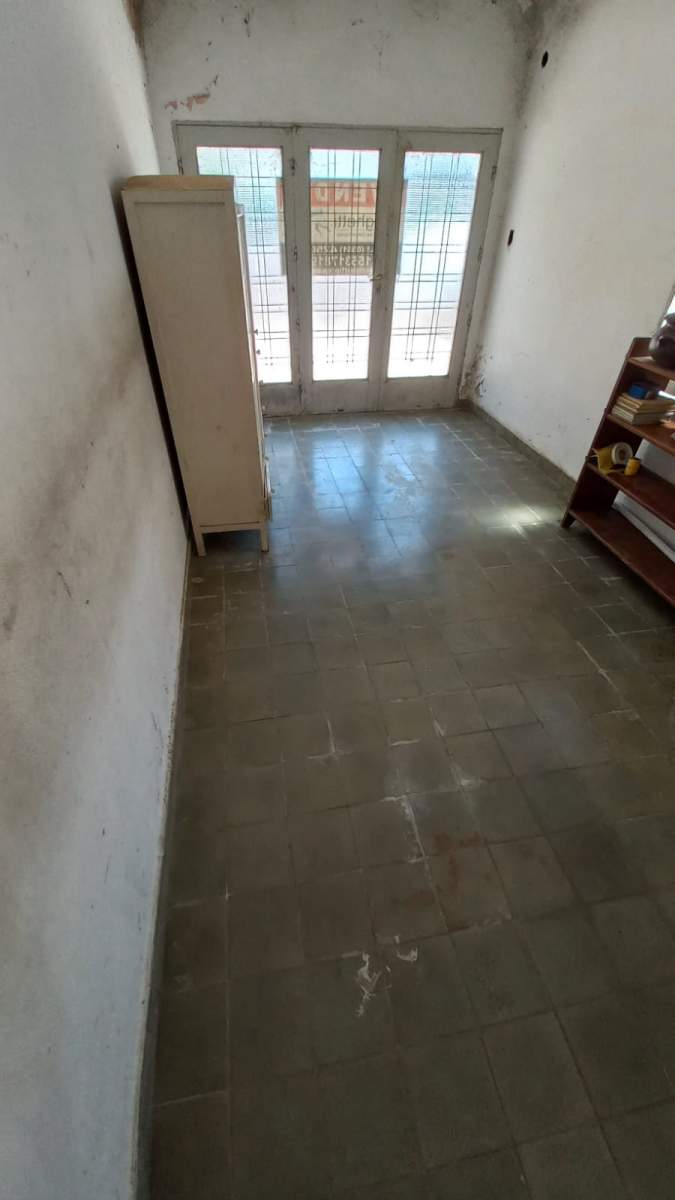 VENTA CASA 2 DORMITORIOS MAS DEPARTAMENTO BARRIO CIUDADELA A METROS DE VELEZ SARSFIELD