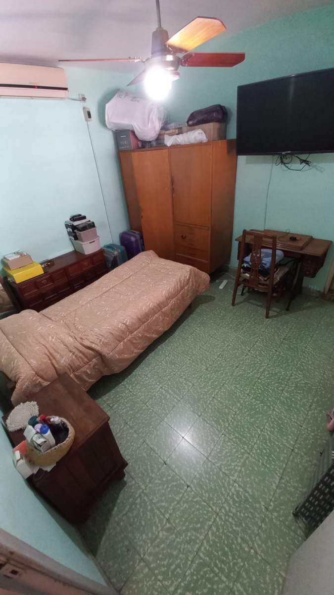 VENTA CASA 2 DORMITORIOS MAS DEPARTAMENTO BARRIO CIUDADELA A METROS DE VELEZ SARSFIELD