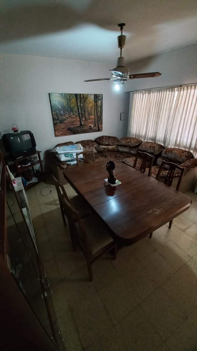 VENTA CASA 2 DORMITORIOS MAS DEPARTAMENTO BARRIO CIUDADELA A METROS DE VELEZ SARSFIELD