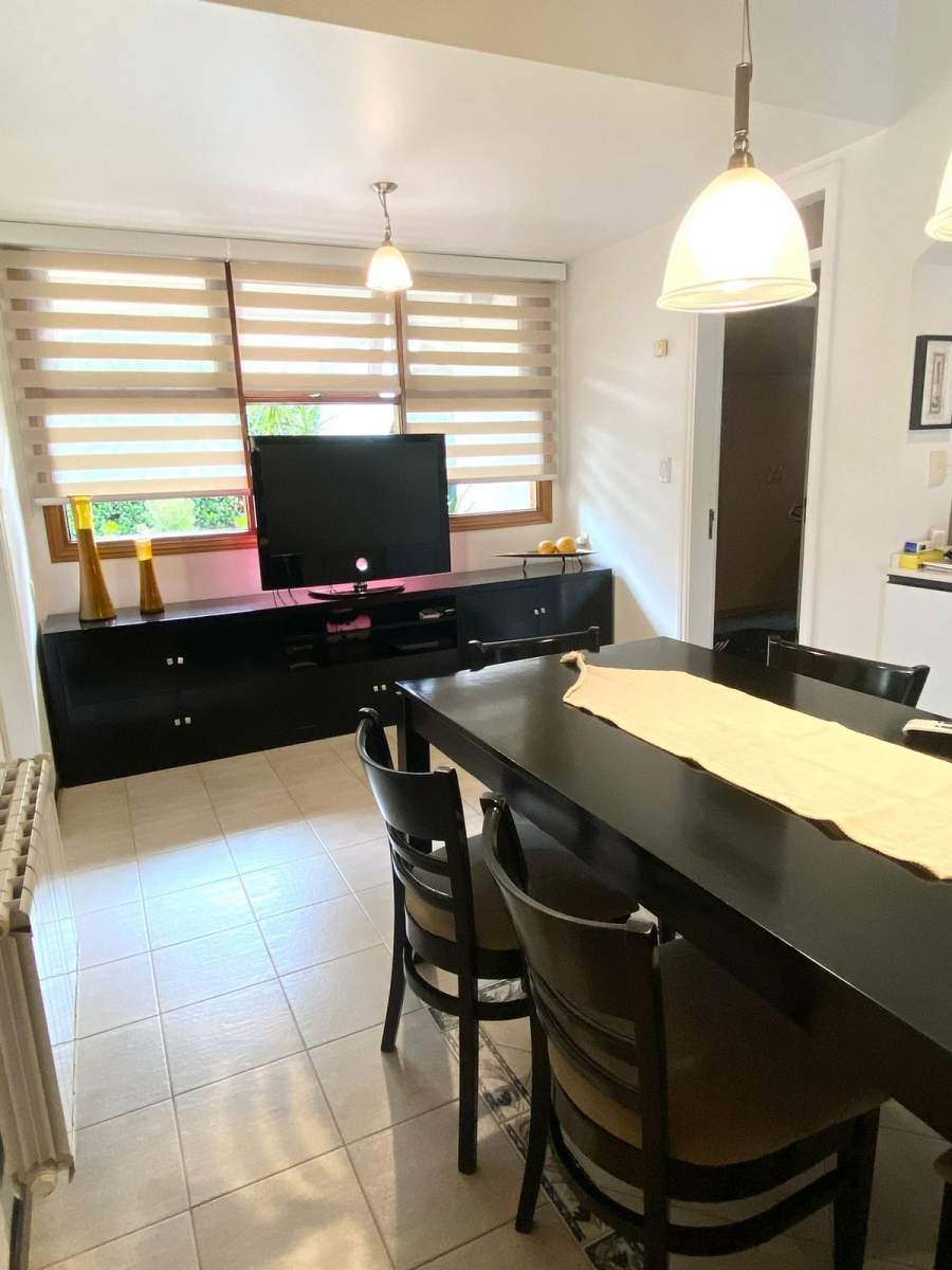 Casa PREMIUM Jockey club Frente al Golf con 4 dorm y piscina