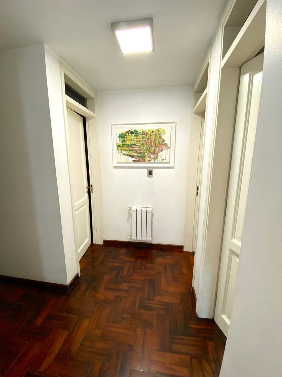 Casa PREMIUM Jockey club Frente al Golf con 4 dorm y piscina