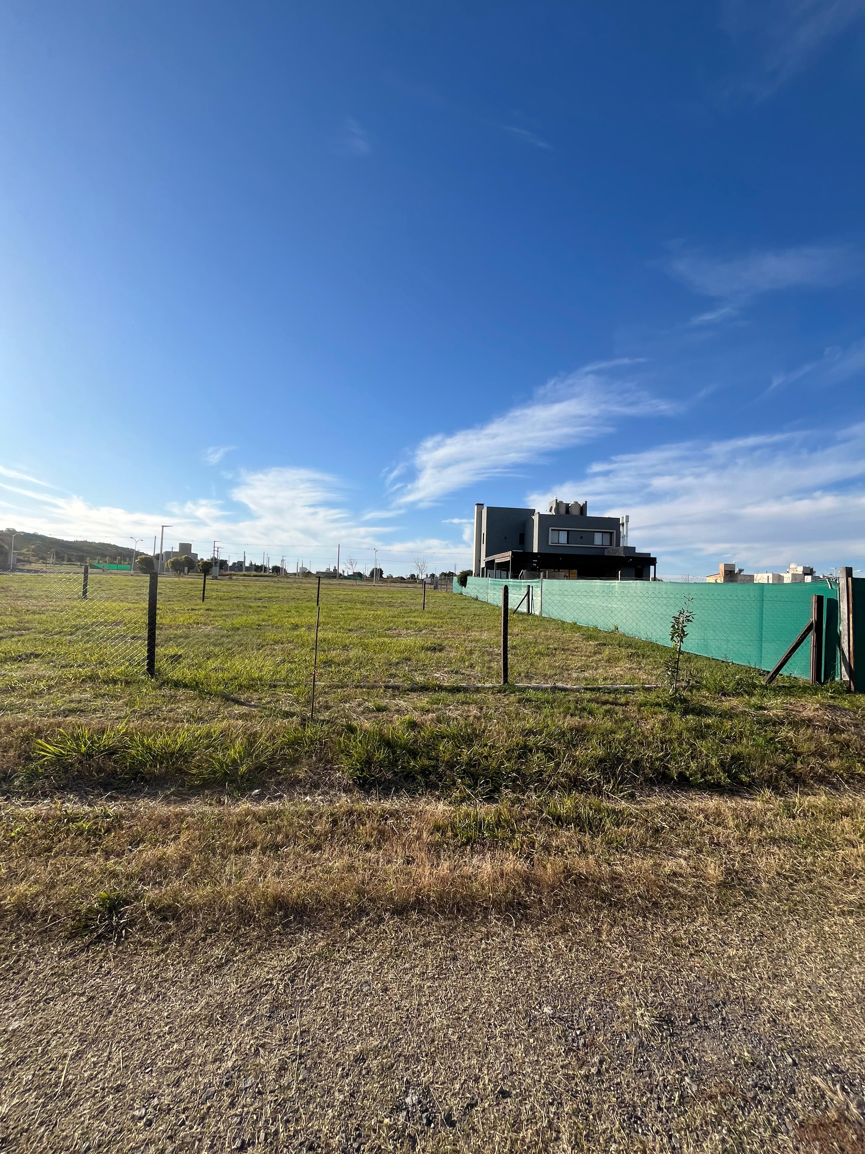 Lote en venta Solares Serranos 2