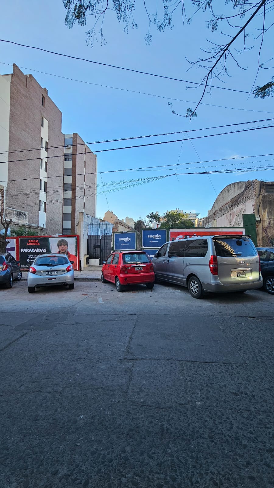 ALQUILO TERRENO de 280 metros EN BARRIO GUEMES sobre Calle CORRO al 485