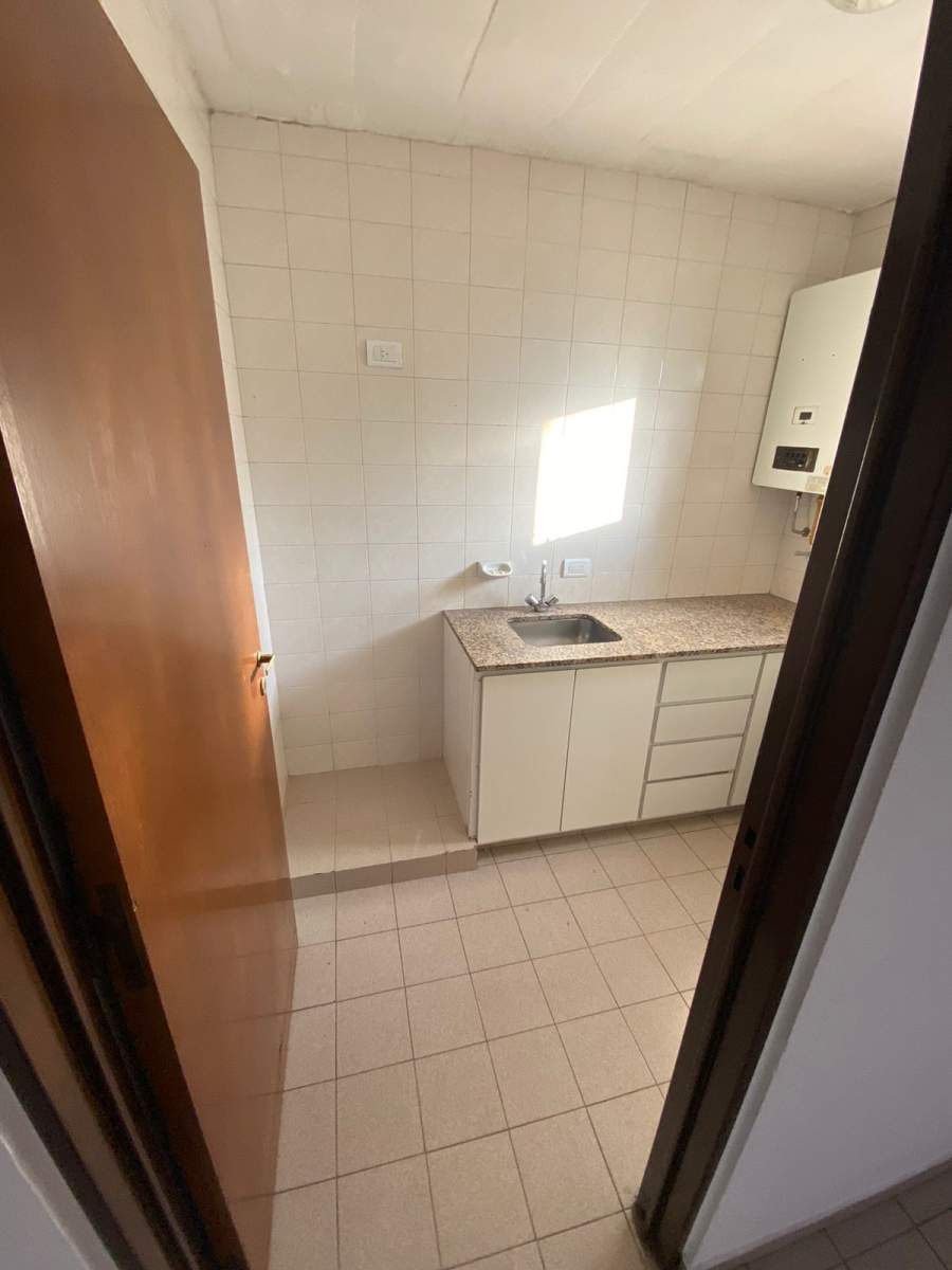 Se alquila departamento 1 dorm cerca de Plaza España, Nueva Cordoba