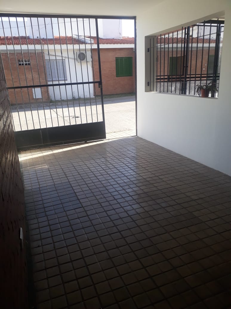 DÚPLEX DE 3 DORM. EN VENTA EN COMPLEJO CERRADO EN B LAS PALMAS