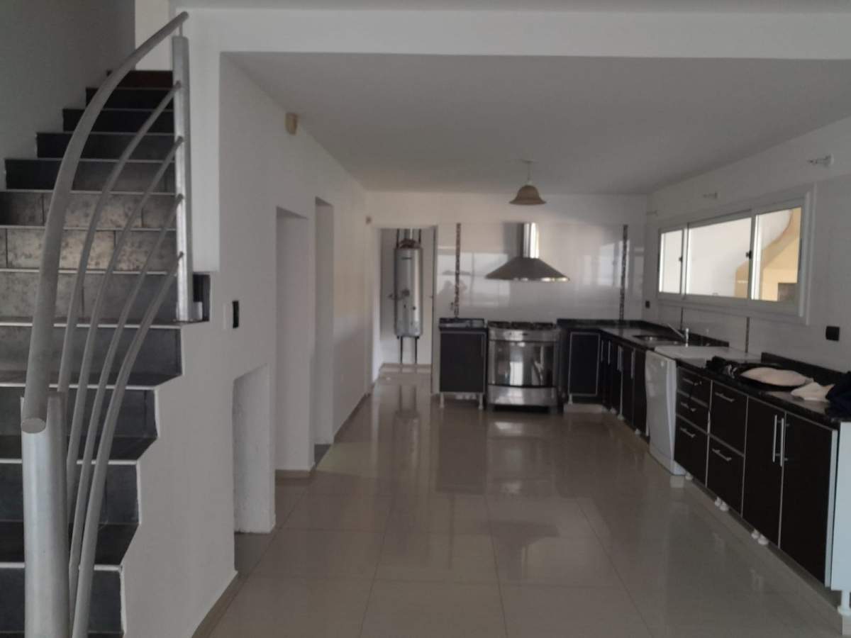 CASA EN ALQUILER Y-O VENTA  EN VILLA ALLENDE GOLF