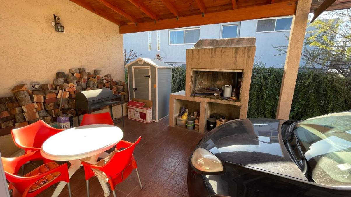 CASA EN VENTA BARRIO CERRADO LOMAS DEL REY