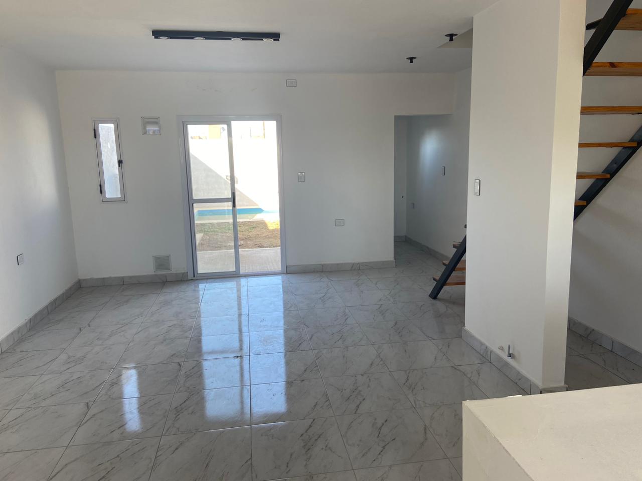 Se vende duplex a estrenar 2 dorm con pileta en Cuesta de Manantiales