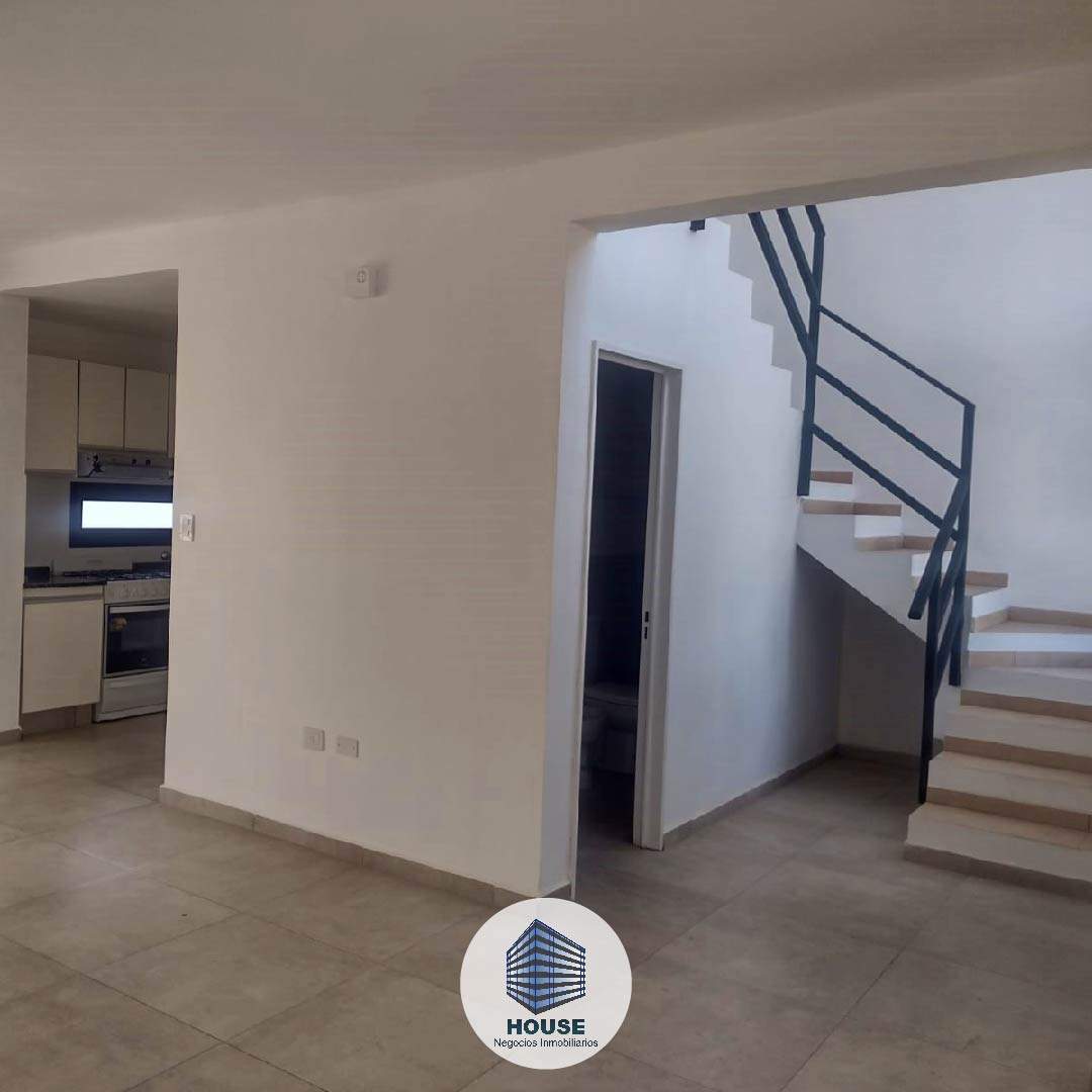 DUPLEX EN VENTA 2 DORMITORIOS EN CIUDAD DOCTA 1ERA ETAPA