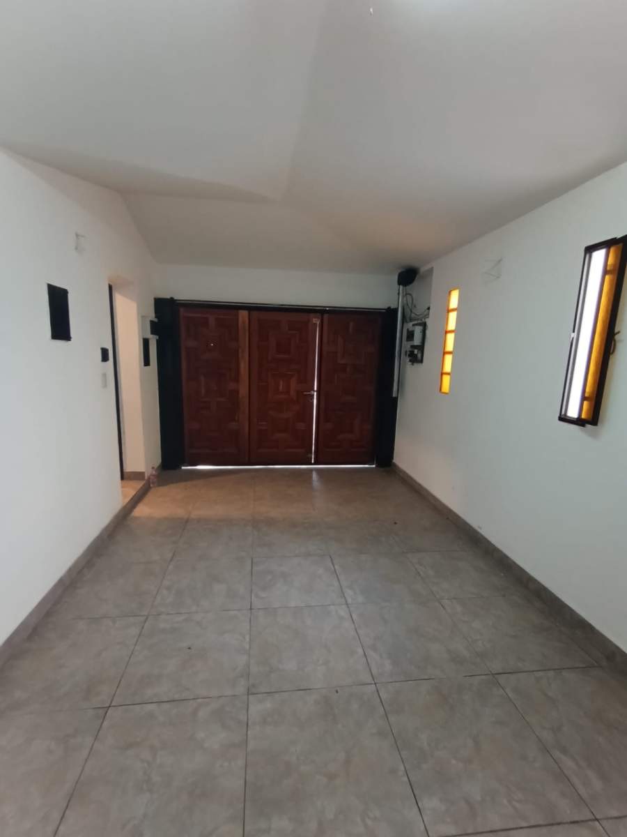 CASA EN VENTA 3 DORMITORIOS GRANJA DE FUNES