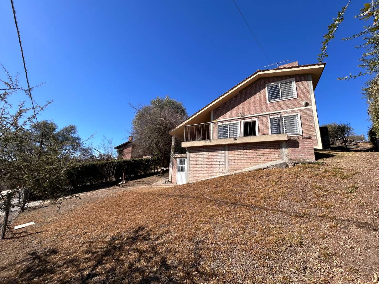 SE VENDE CASA EN CUESTA BLANCA VILLA CARLOS PAZ