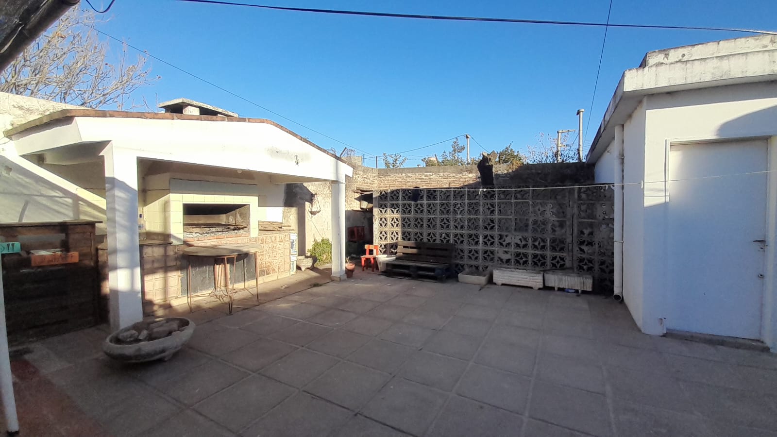 SE VENDE CASA EN B VILLA LIBERTADOR ADQUIRILO CON APPTO BANCOR