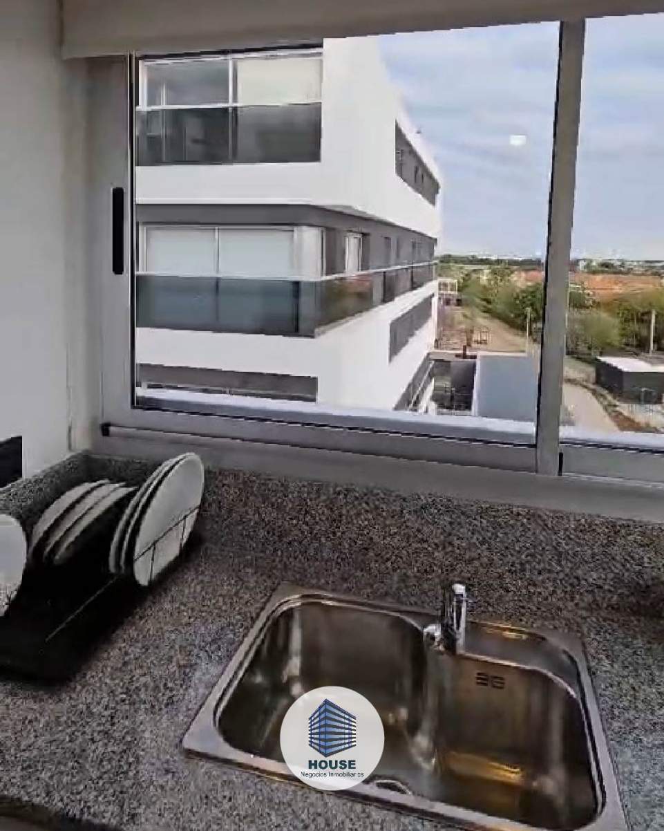 DEPARTAMENTO AMOBLADO EN VENTA DE 1 DORMITORIO EN CONDOMINIO SUMMUM