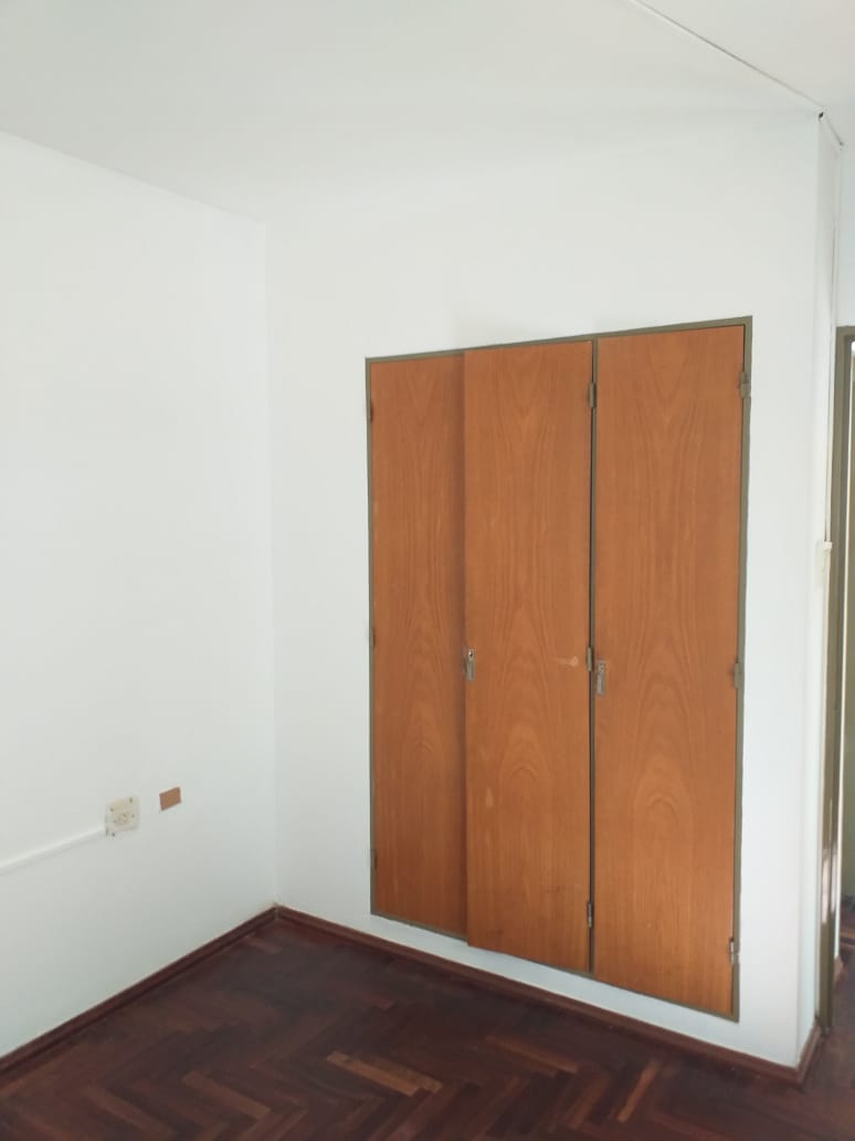 Depto. en alquiler de 1 dormitorio sobre Av. Chacabuco 385 - Con patio