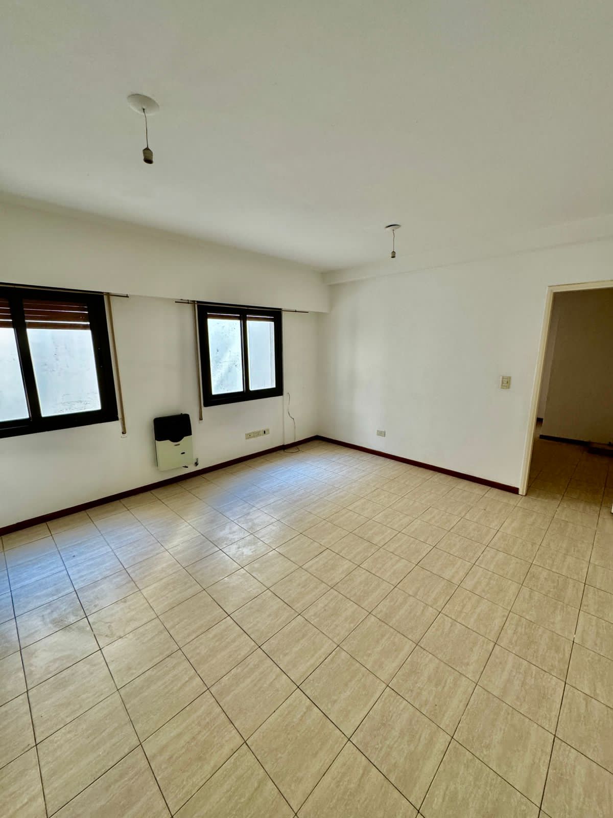 VENDO DEPTO DE DOS DOR EN MACROCENTRO