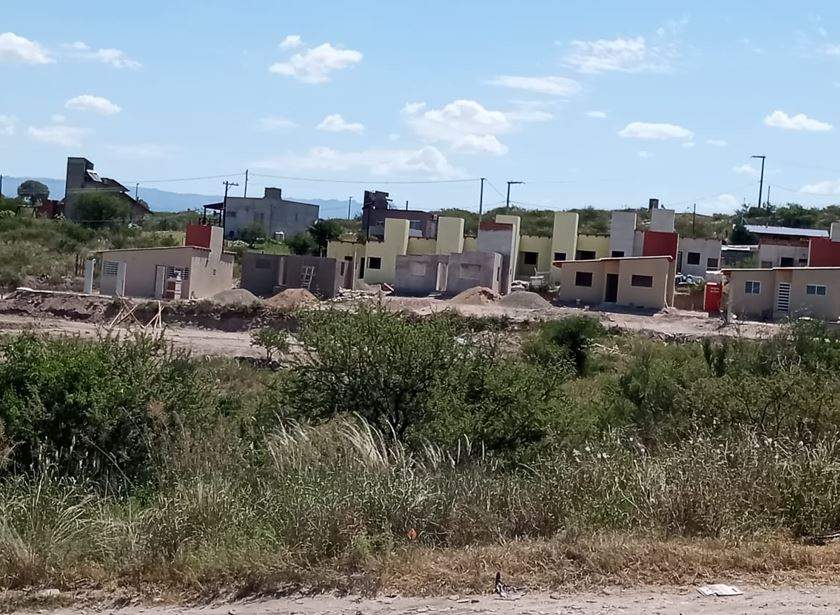 LOTE EN VENTA. SANTA CRUZ DEL LAGO, VALLE DEL SOL