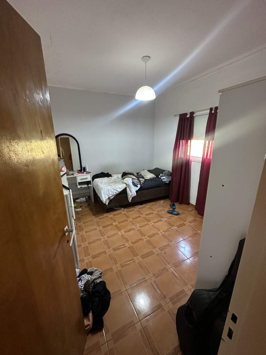 SE VENDE CASA 3 DORMITORIOS -  B Marques de Sobremonte