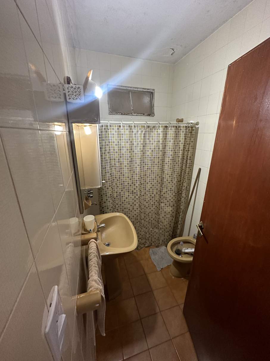 SE VENDE CASA 3 DORMITORIOS -  B Marques de Sobremonte