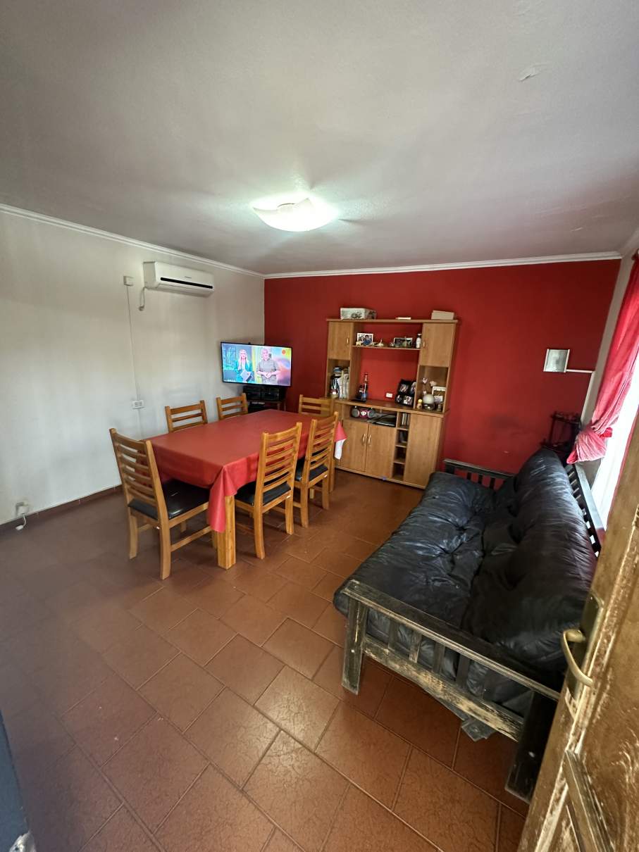 SE VENDE CASA 3 DORMITORIOS -  B Marques de Sobremonte