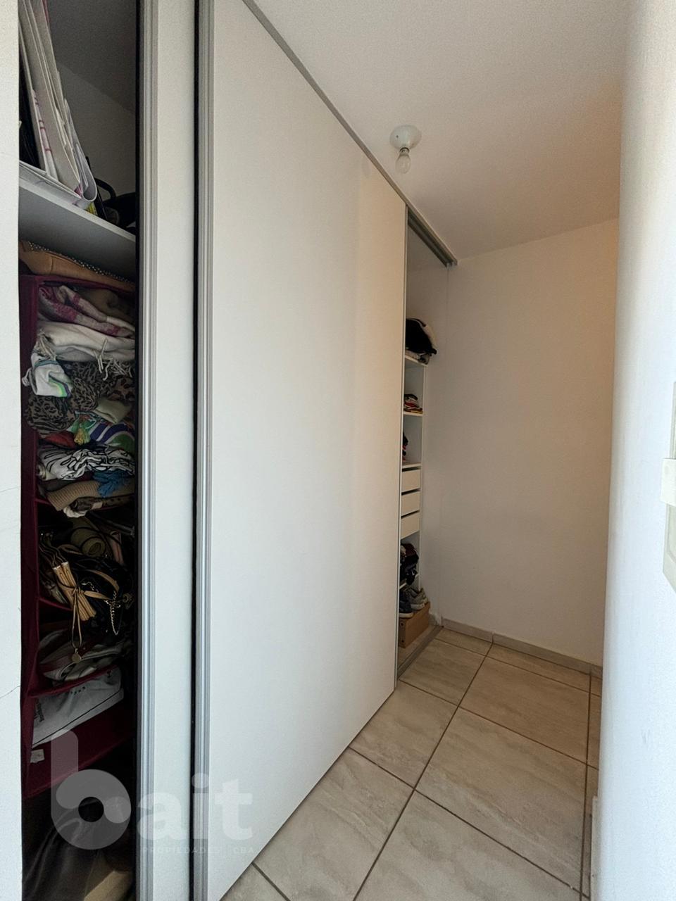 Venta duplex 3 dormitorios con pileta, en Campo de Vuelo II